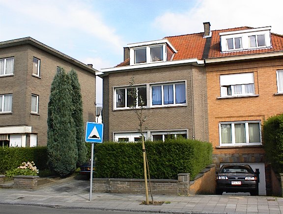 H00006.jpg (90124 bytes)